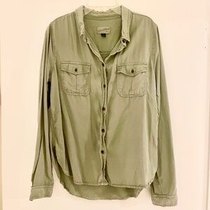 Universal Thread Green Utility Shirt